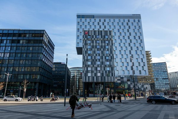 Formation formateur pour adultes à distance : maximisez vos compétences pédagogiques